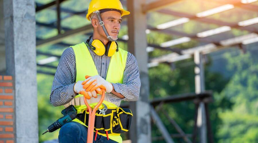 Professional gutter cleaning in Lone Oak, TX